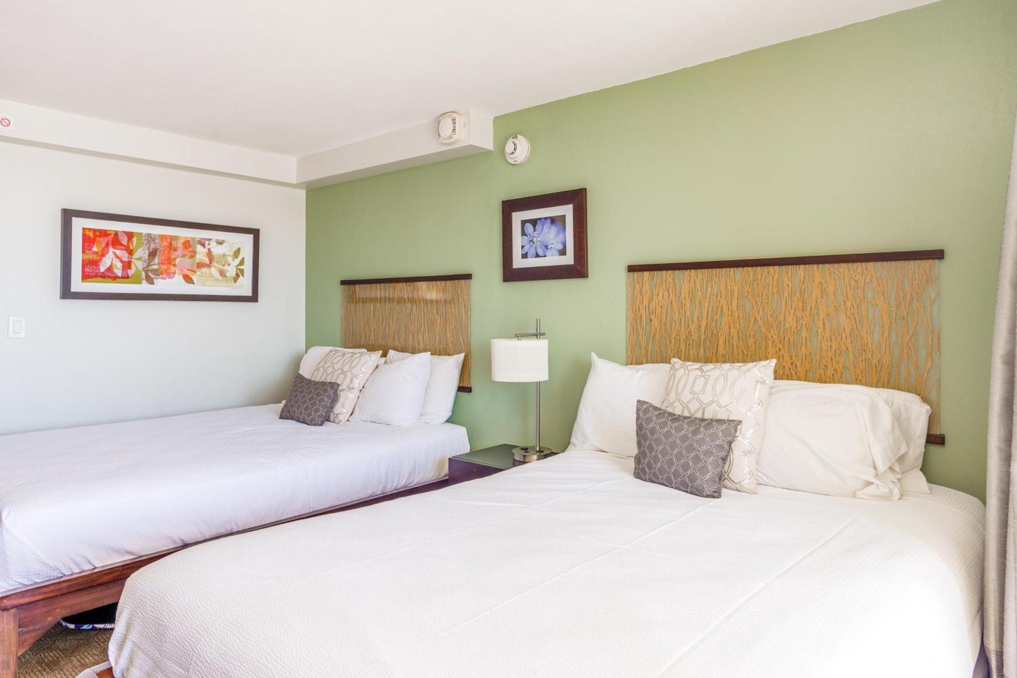 Island Colony Suites هونولولو الغرفة الصورة