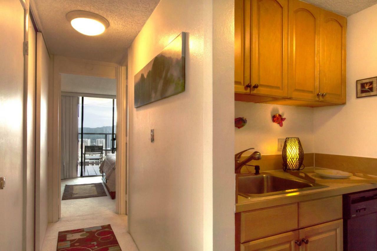 Island Colony Suites هونولولو الغرفة الصورة